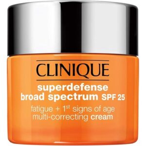 Clinique Superdefense 50 ml Day Cream product packaging
